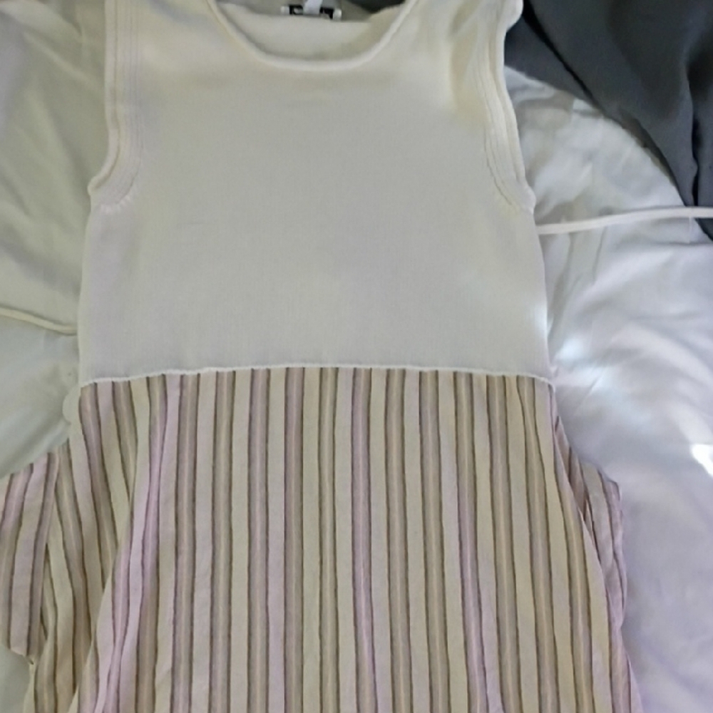 Elegant Sleeveless White and Tan Striped Midi Dress